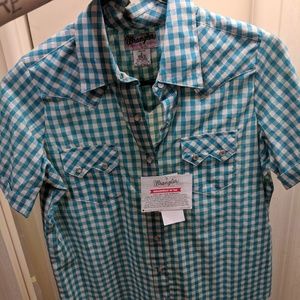 Wrangler button up short sleeve